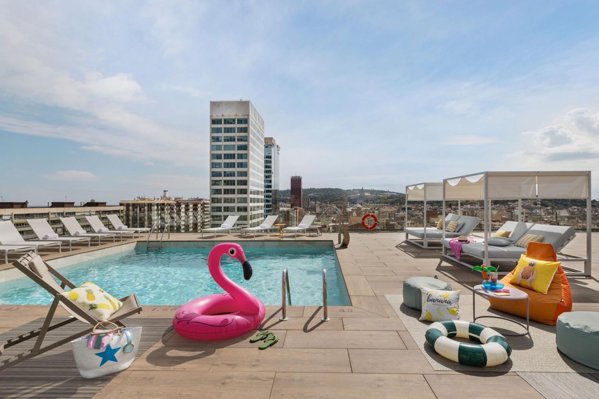 Moxy 4*